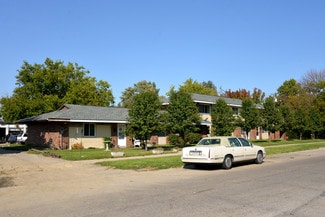 Plus de détails pour 7020-7032 Twin Oaks Dr, Indianapolis, IN - Logement à vendre