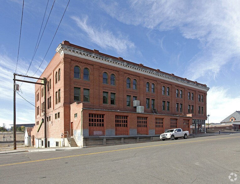 400 S Union Ave, Pueblo, CO à vendre - Photo de l’immeuble – Image 2 sur 4