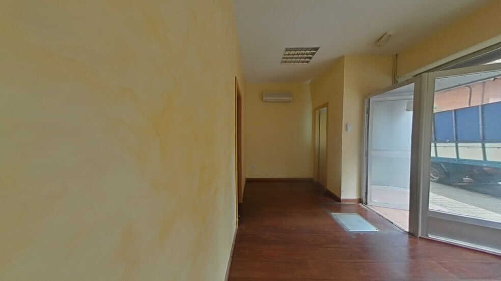 View Photo
