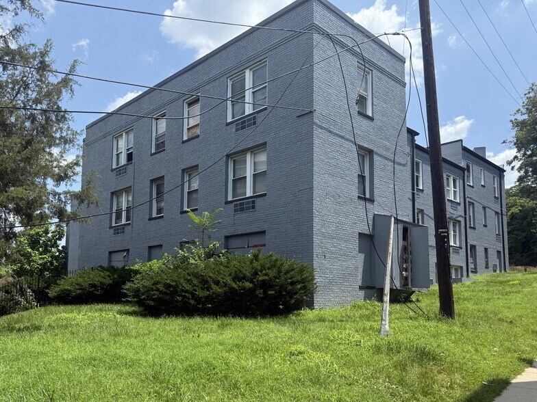 4069-4089 Minnesota Ave NE, Washington, DC à vendre - Photo de l’immeuble – Image 3 sur 10