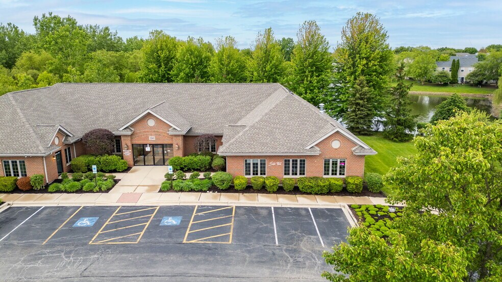 3941 75th St, Aurora, IL à vendre - Photo de l’immeuble – Image 2 sur 27