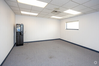 205 W Market St, Lima, OH à vendre Photo intérieure– Image 1 sur 8