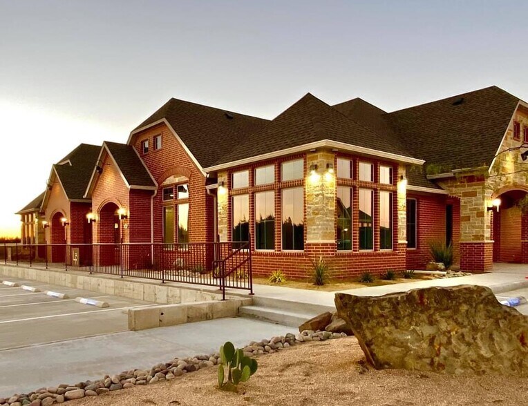 1003 Legacy Ranch Rd, Waxahachie, TX à vendre - Photo principale – Image 1 sur 12