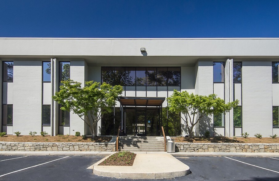 2980 Brandywine Rd, Atlanta, GA à vendre - Photo de l’immeuble – Image 3 sur 5