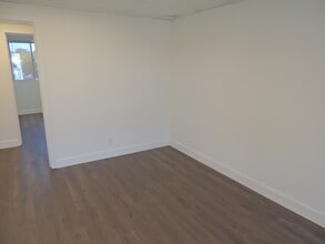 1433 W Merced Ave, West Covina, CA à louer Photo intérieure– Image 1 sur 11