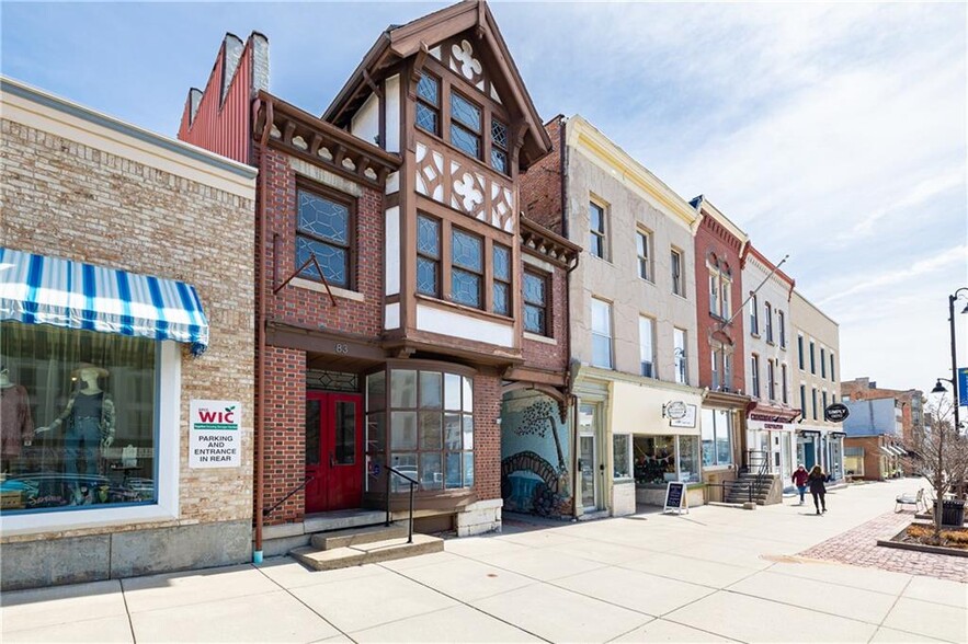 83 S Main St, Canandaigua, NY à vendre - Photo de l’immeuble – Image 1 sur 35