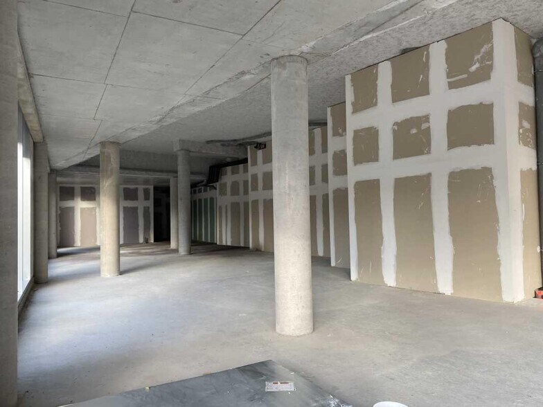 Local commercial dans Lille à louer - Photo de l’immeuble – Image 1 sur 3