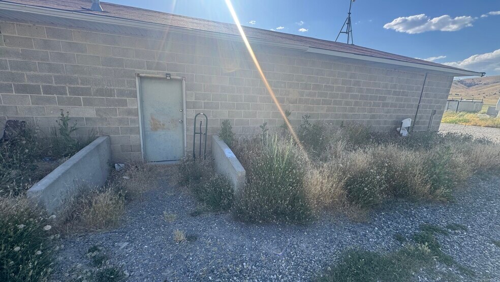 5133 N Old Highway 91, Mona, UT à louer - Photo de l’immeuble – Image 3 sur 12