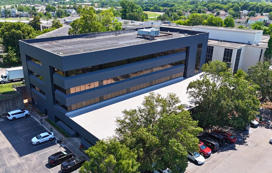3055 Lebanon Pike, Nashville, TN à louer - Photo de l’immeuble – Image 2 sur 9