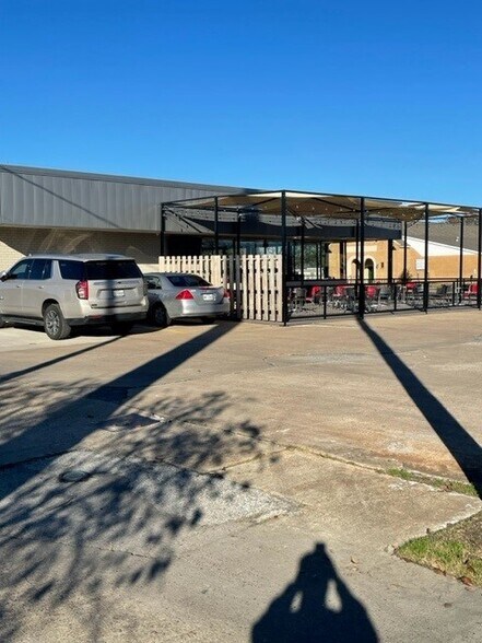 1218 1st St, Rosenberg, TX à vendre - Photo de l’immeuble – Image 3 sur 6