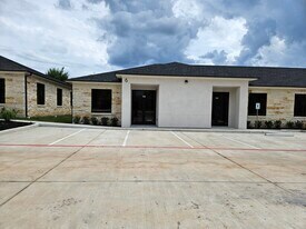 Plus de détails pour 625 Regal Row, Montgomery, TX - Bureau/Médical à louer