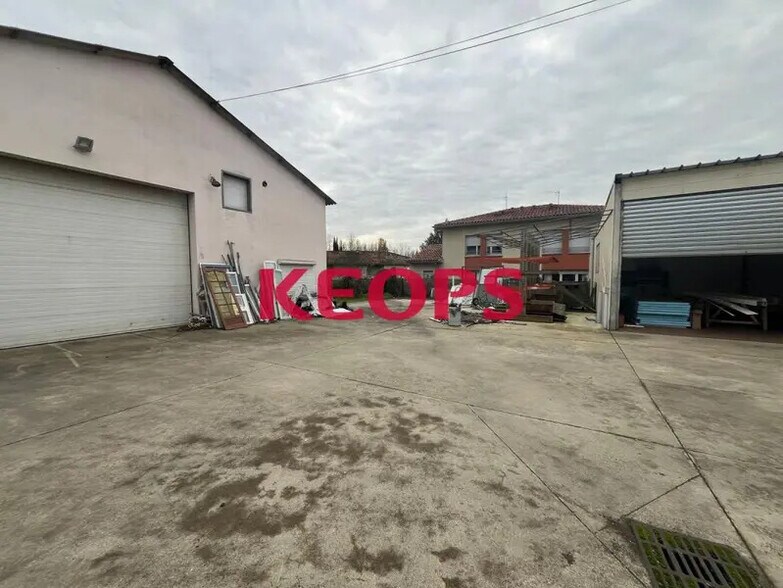 3 Rue Pierre Et Marie Curie, Aucamville à vendre - Photo de l’immeuble – Image 2 sur 10