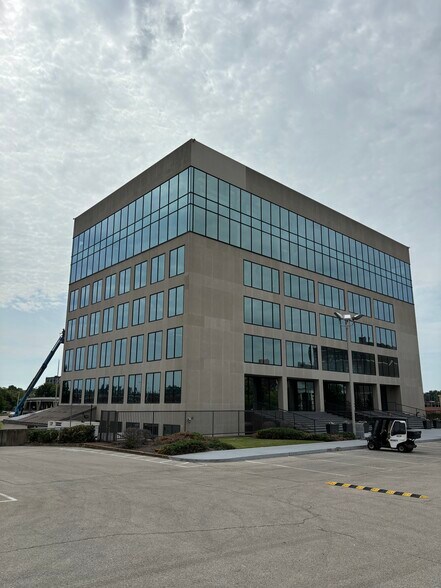 85 N Danny Thomas Blvd, Memphis, TN à louer - Photo principale – Image 1 sur 7
