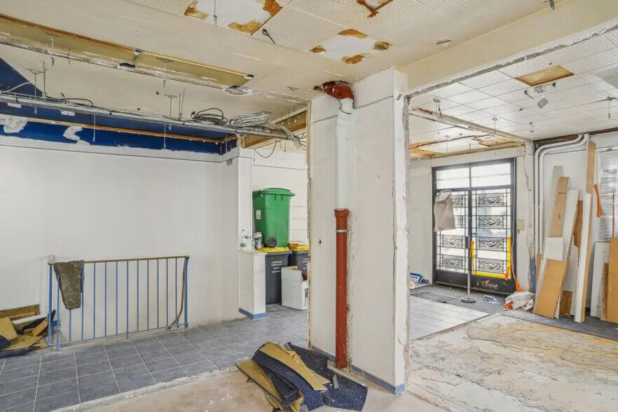 18 Bis Rue Violet, Paris à louer - Photo de l’immeuble – Image 3 sur 9