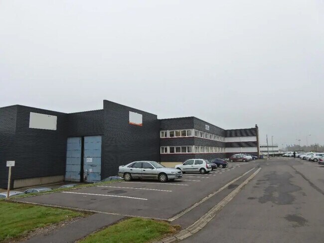 Plus de détails pour Industriel/Logistique à louer
