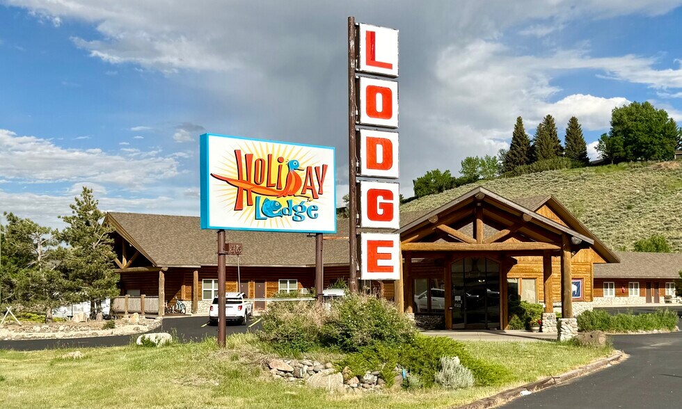 244 W Yellowstone Ave, Cody, WY à vendre - Photo de l’immeuble – Image 1 sur 20