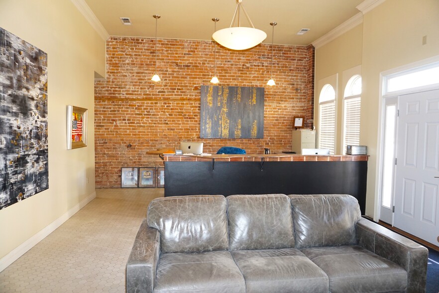404 S Main St, Jonesboro, AR à louer - Photo de l’immeuble – Image 3 sur 17