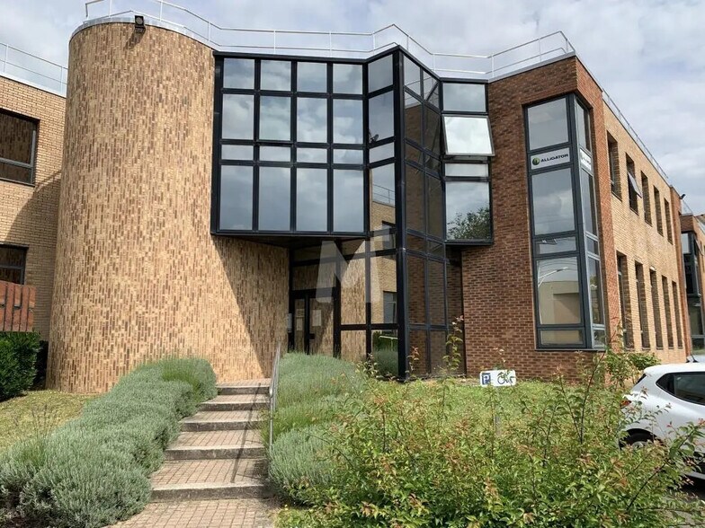 Bureau dans Massy à louer - Photo de l’immeuble – Image 1 sur 5