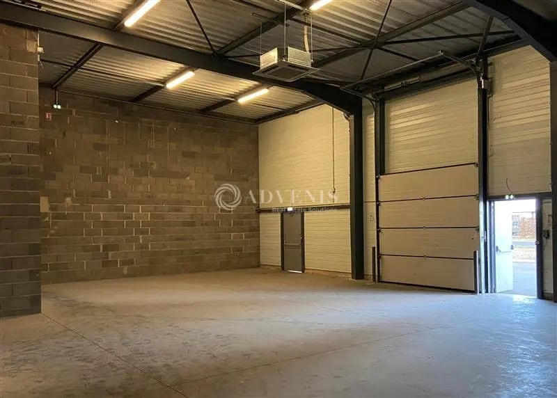 Local d’activités dans COURNON-D'AUVERGNE à louer - Photo intérieure – Image 3 sur 12