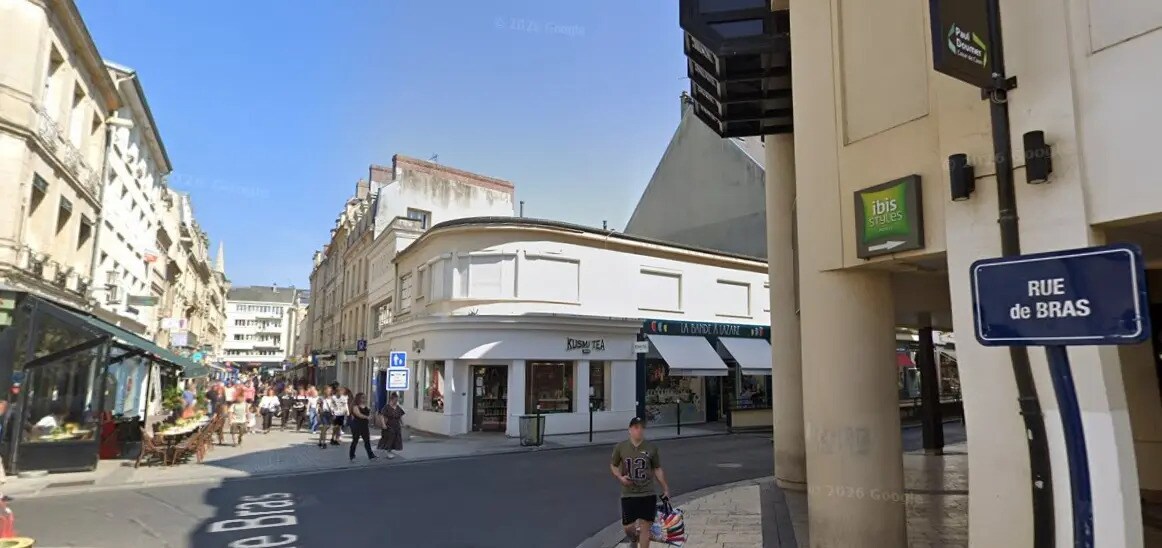 Local commercial dans Caen à louer Photo de l’immeuble– Image 1 sur 2