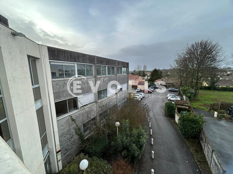 436 Avenue De Verdun, Mérignac à louer - Photo de l’immeuble – Image 3 sur 5