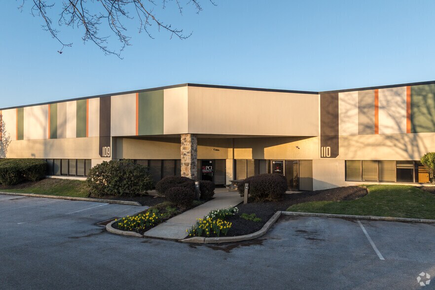 180 Gordon Dr, Exton, PA à louer - Photo principale – Image 1 sur 14