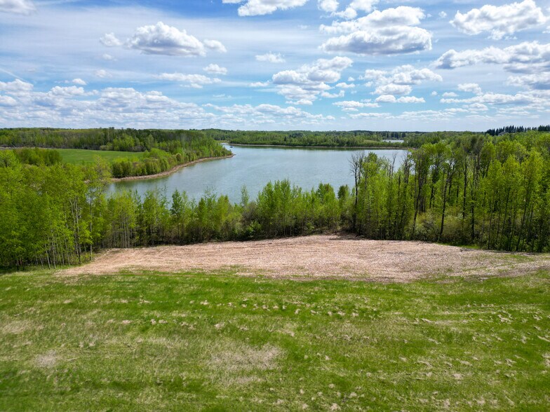 1 52313 Twp 24 rd, Carvel, AB à vendre - Aérien – Image 2 sur 14