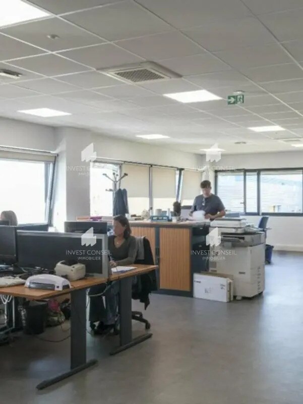 Plus de détails pour Bureau à vendre