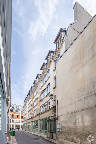 Passage Du Cheval Blanc, Paris à louer - Photo de l’immeuble – Image 3 sur 4