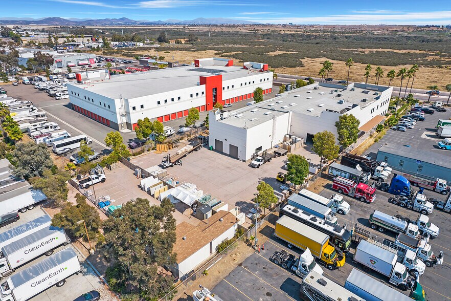 6080 Miramar Rd, San Diego, CA à louer - Photo de l’immeuble – Image 3 sur 11