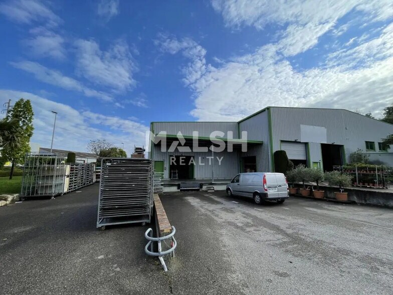 Local d’activités dans MARCILLY-D'AZERGUES à louer - Photo de l’immeuble – Image 1 sur 12