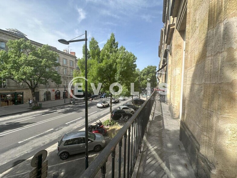 36 Cours Georges Clémenceau, Bordeaux à louer - Photo de l’immeuble – Image 3 sur 7