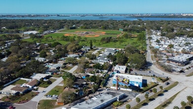 3350 Tyrone Blvd N, Saint Petersburg, FL - VUE AÉRIENNE  vue de carte - Image1
