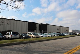 Plus de détails pour 6245 Creek Rd, Blue Ash, OH - Industriel/Logistique à louer