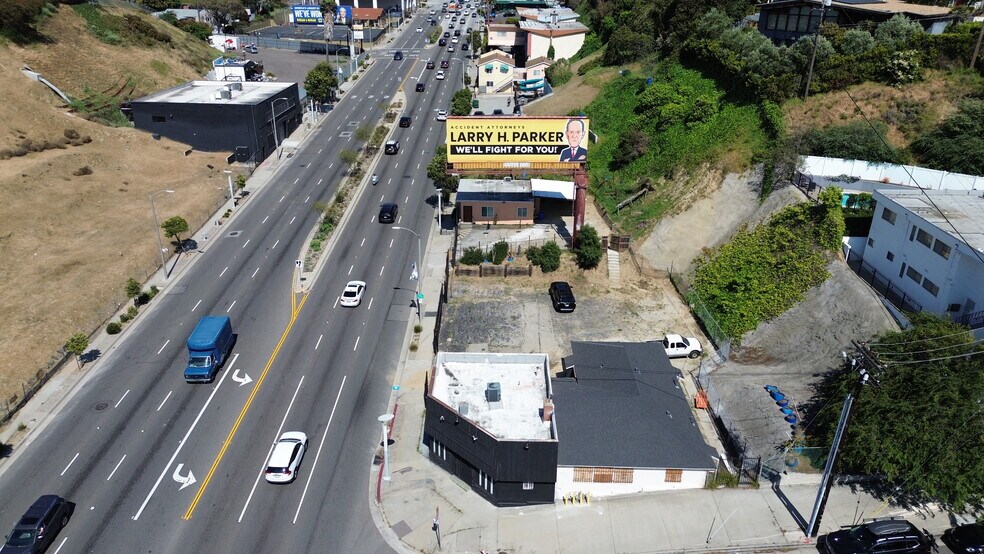 4634 W Slauson Ave, Los Angeles, CA à vendre - Photo de l’immeuble – Image 2 sur 50