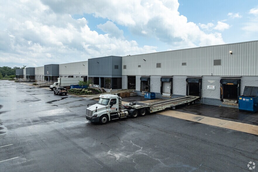 9060 Junction Dr, Annapolis Junction, MD à louer - Photo de l’immeuble – Image 3 sur 5