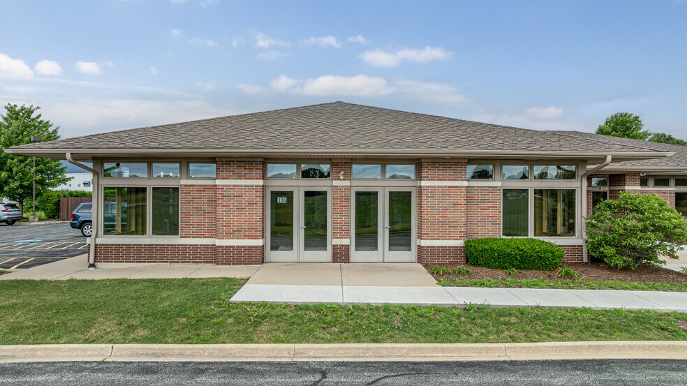 306 E Countryside Pky, Yorkville, IL à louer - Photo de l’immeuble – Image 3 sur 9