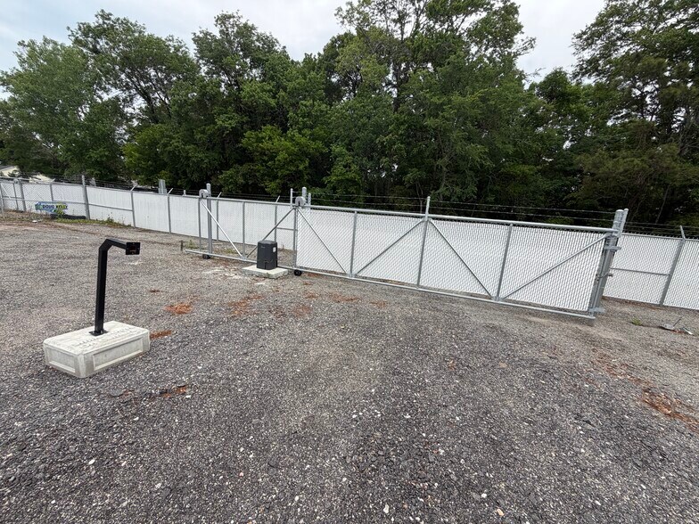 2936 Drywall Dr, Myrtle Beach, SC à louer - Photo de l’immeuble – Image 2 sur 5