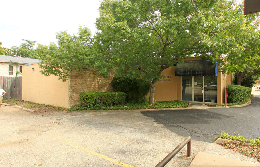 6805 Guadalupe St, Austin, TX à vendre - Photo de l’immeuble – Image 2 sur 2