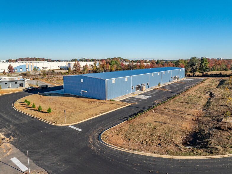 121 Osage dr, Greenville, SC à vendre - Photo de l’immeuble – Image 3 sur 11