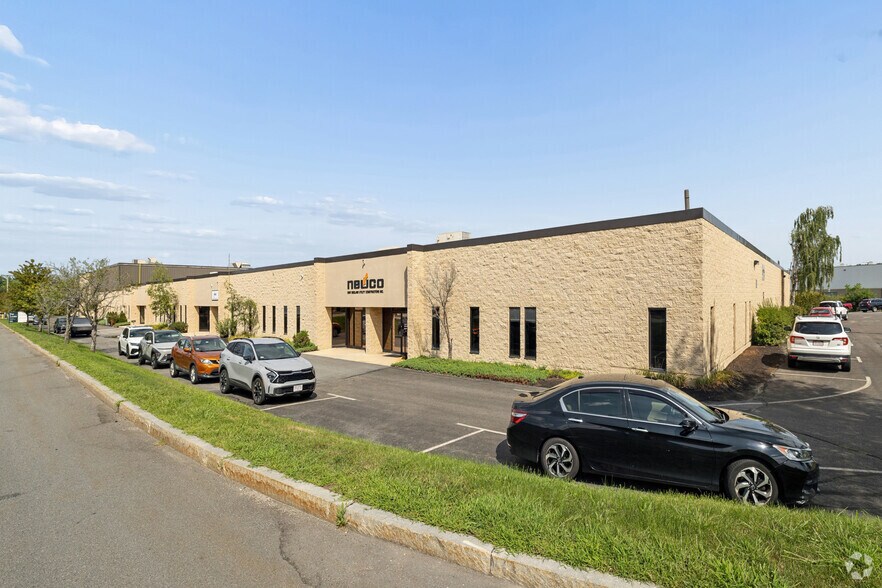 94-104 Glenn St, Lawrence, MA à louer - Photo de l’immeuble – Image 1 sur 8