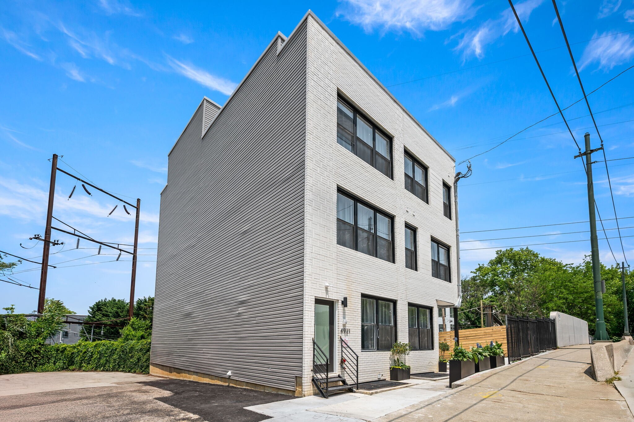 4921 Chester Ave, Philadelphia, PA à vendre Photo de l’immeuble– Image 1 sur 75