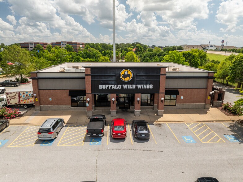 2707 SE Moberly Ln, Bentonville, AR à vendre - Photo de l’immeuble – Image 2 sur 7