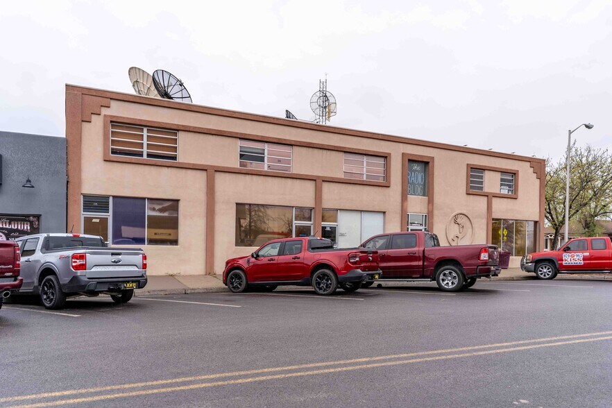 120 S Commercial Ave, Farmington, NM à vendre - Photo de l’immeuble – Image 2 sur 34