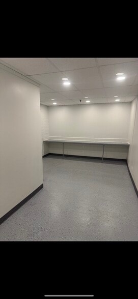 4227 W 43rd St, Chicago, IL à louer - Photo intérieure – Image 3 sur 8