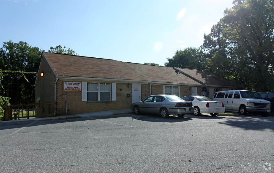 5000 Pennsylvania Ave, Suitland, MD à vendre - Photo principale – Image 1 sur 2