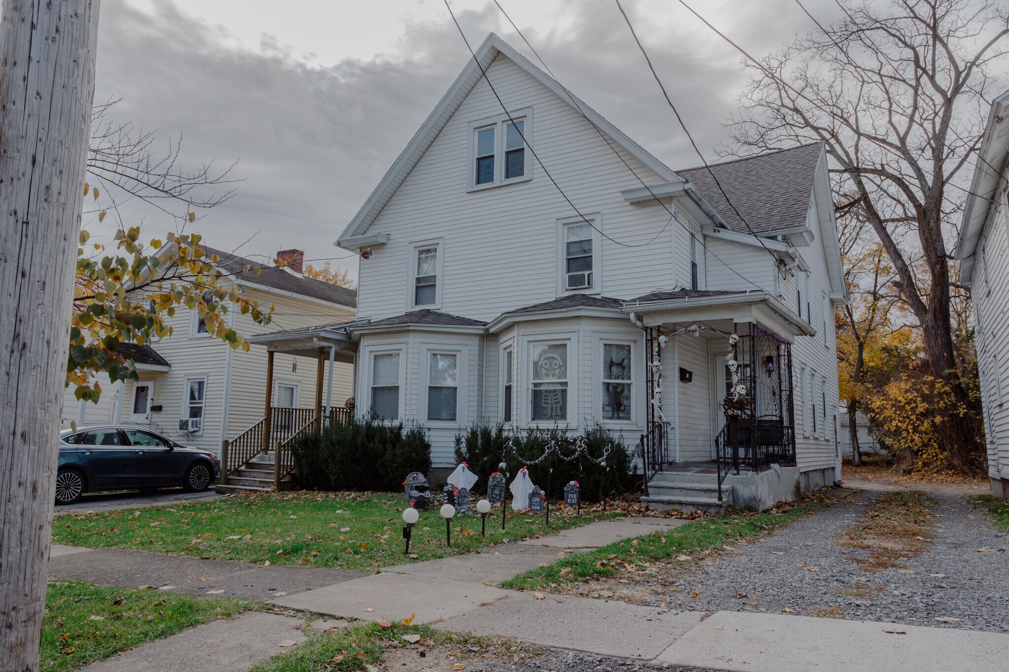 8 Grove St, Geneva, NY à vendre Photo principale– Image 1 sur 2