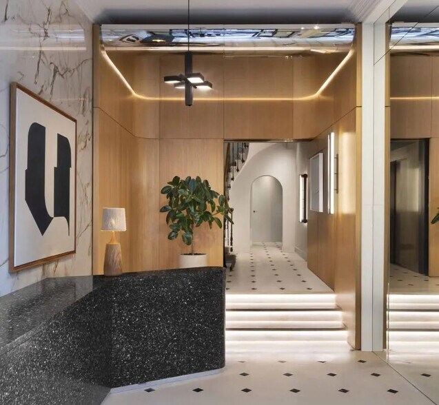 21 Rue De La Paix, Paris à louer - Photo de l’immeuble – Image 2 sur 24