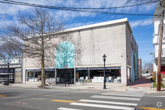 Plus de détails pour 54 E Main St, Riverhead, NY - Bureau/Local commercial, Local commercial à louer