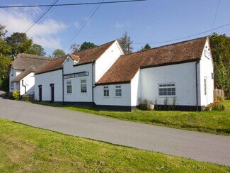 Plus de détails pour The Green, East Knoyle - Local commercial à louer